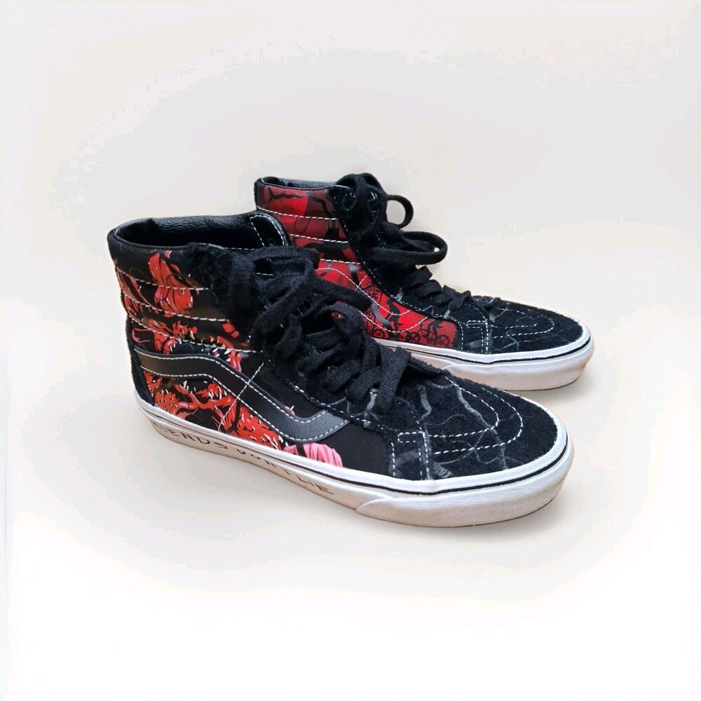 Mens 6 Vans x Stranger Things Mens Sk8-Hi Reissue Friends Don't Lie